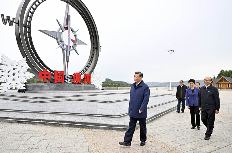 9月6日至8日，中共中央總書記、國家主席、中央軍委主席習(xí)近平在黑龍江考察。這是6日下午，習(xí)近平在大興安嶺地區(qū)漠河市北極村考察。